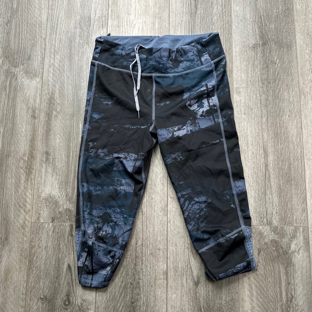 Adidas techfit Camo Black Blue crop capri Pants womens M Drawstring